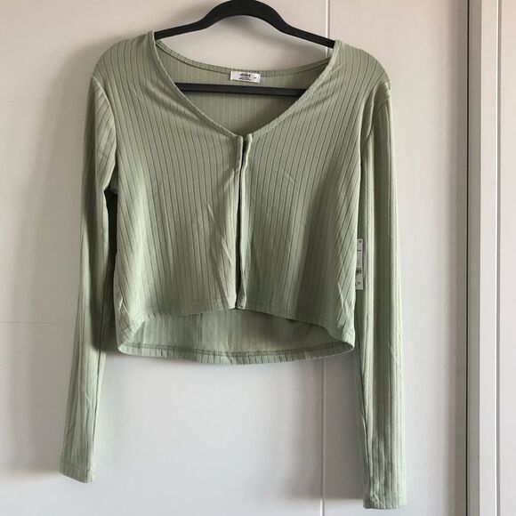 3/$25 Ardene Hook and Eye Ribbed Top - Picture 3 of 6